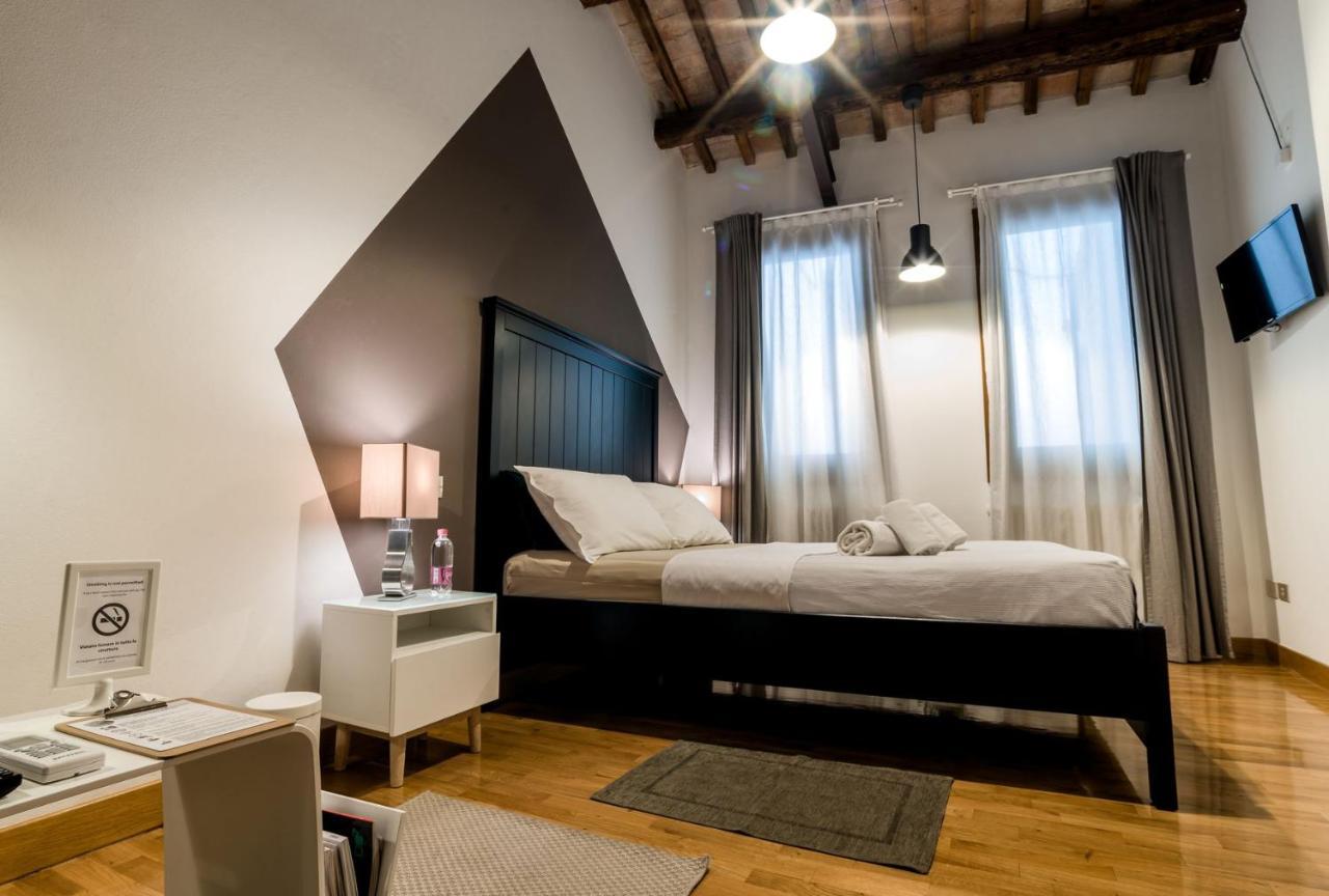 Castelmenardo39 Hotel เตรวิโซ ภายนอก รูปภาพ