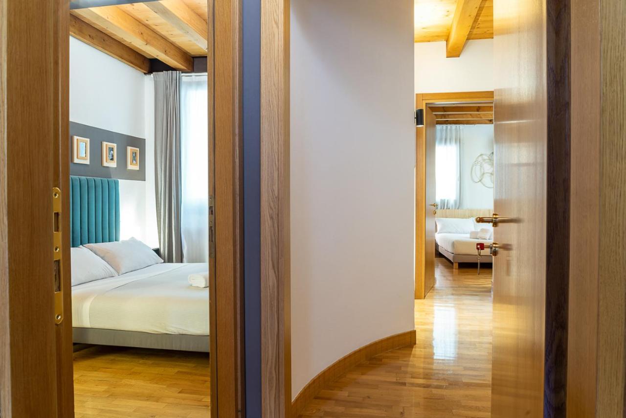 Castelmenardo39 Hotel เตรวิโซ ภายนอก รูปภาพ