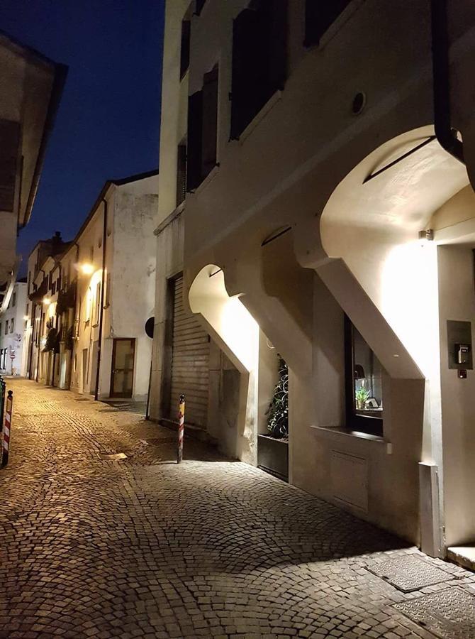 Castelmenardo39 Hotel เตรวิโซ ภายนอก รูปภาพ